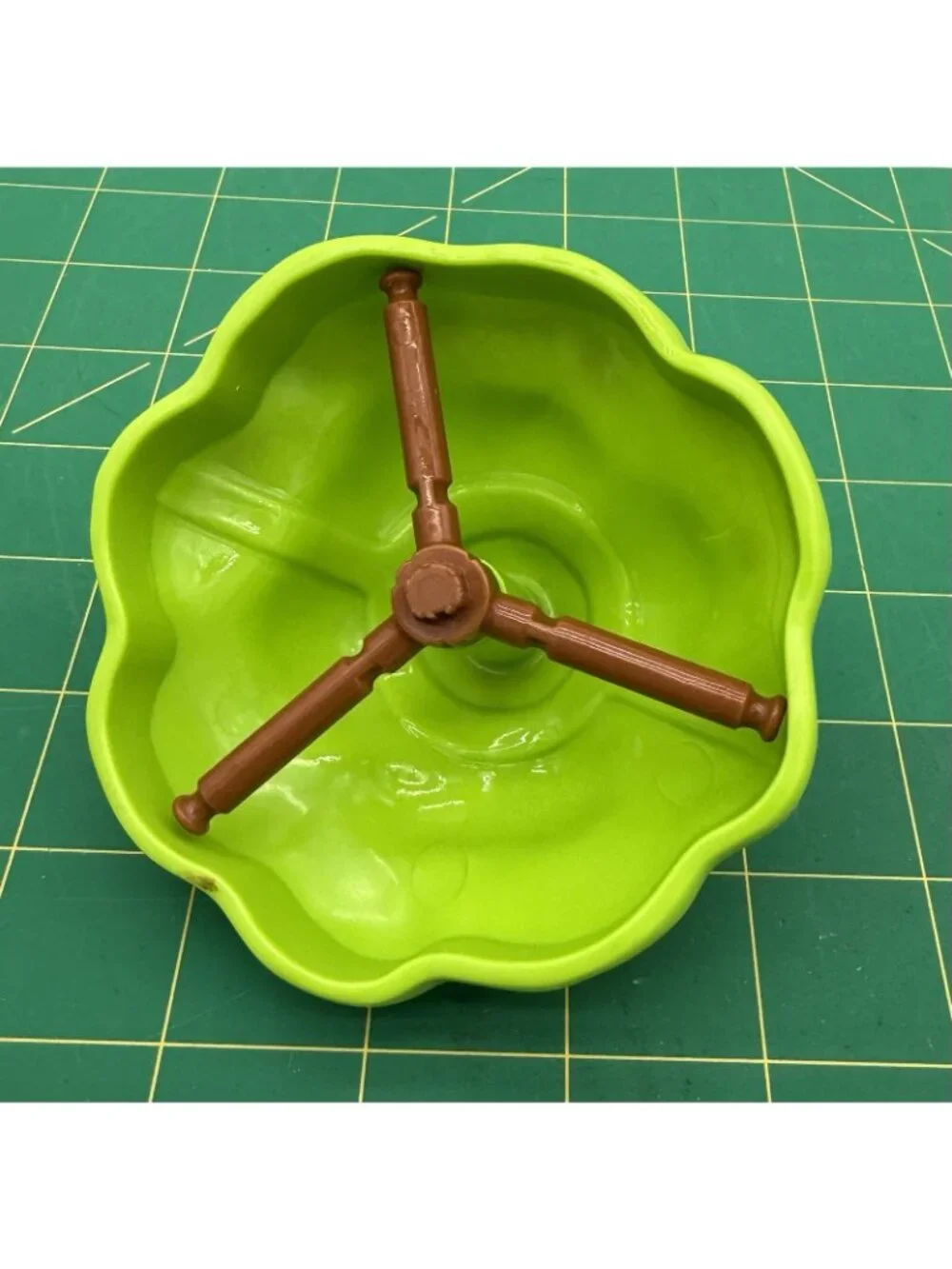 2009 Barbie Playset Doggie Park Walking Dog Puppy Carousel Replacement Part